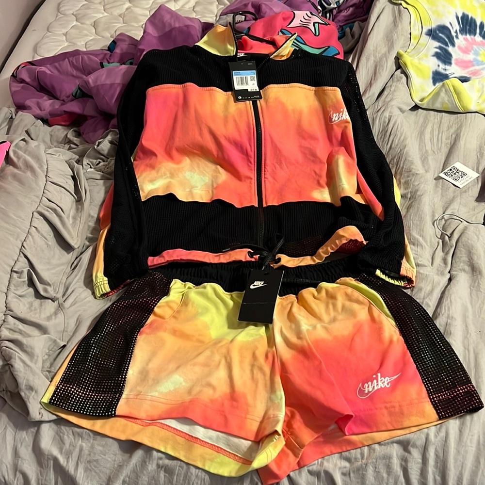 NWT Nike set